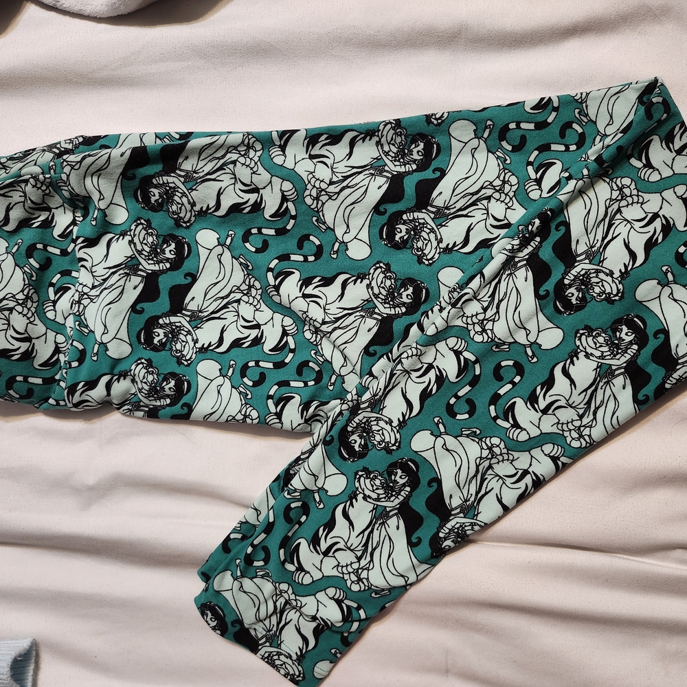 Disney Aladdin Themed Lularoe Leggings